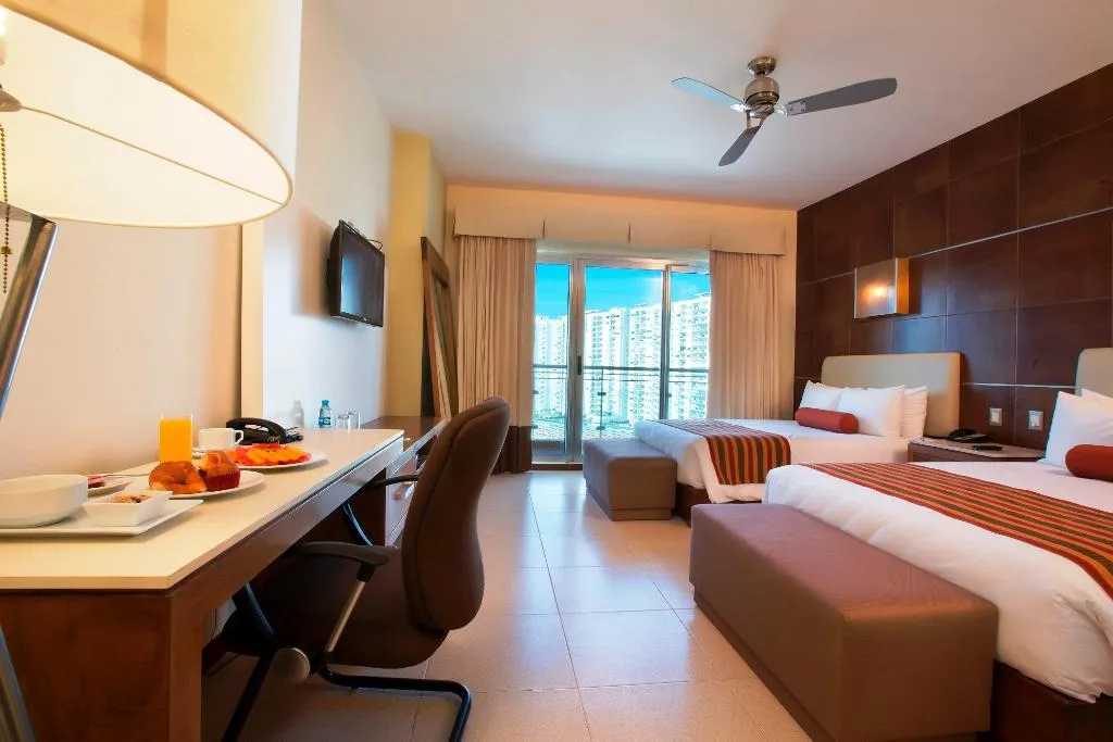 DOUBLE STANDARD Room, Krystal Urban Cancún & Beach Club, Cancun Area
