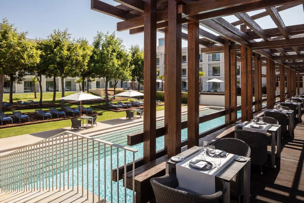 Terrace, Victoria Golf Resort and Spa Managed by Accor, Algarve