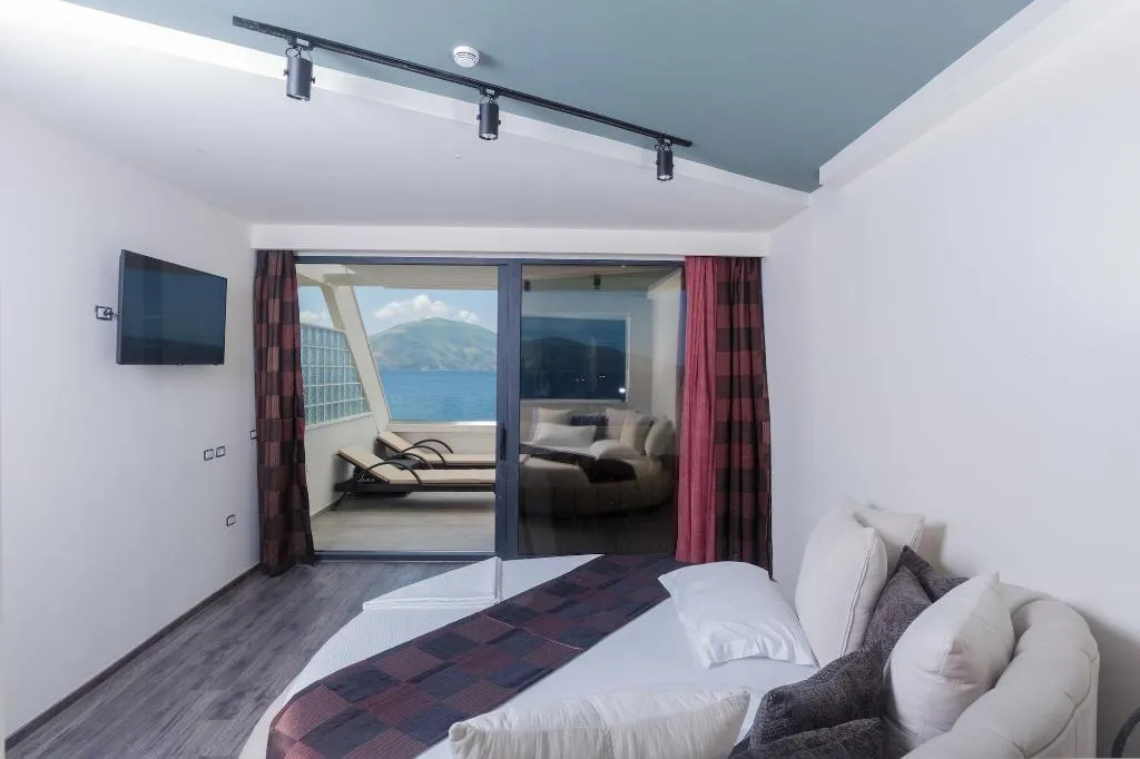 Room, Hotel Picasso, Kavaje