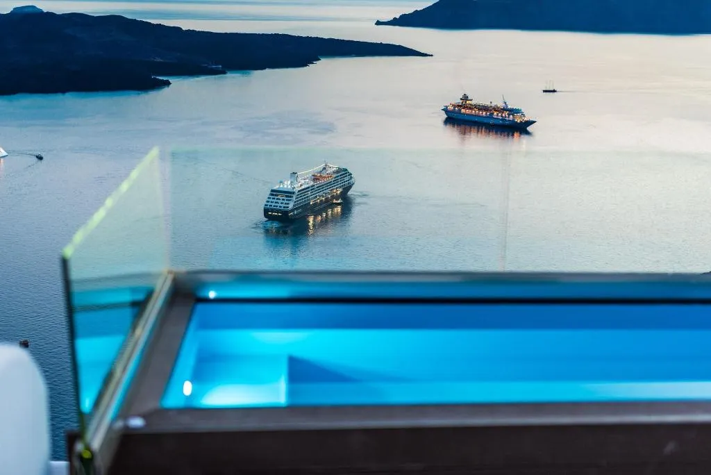 Sports and Entertainment, Kratiras View Luxury Suites, Santorini