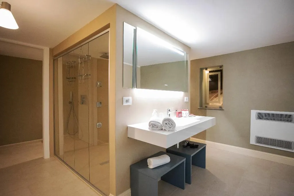 JUNIOR SUITE DELUXE SEA VIEW Room, Lanterne Magiche Ortigia, Catania