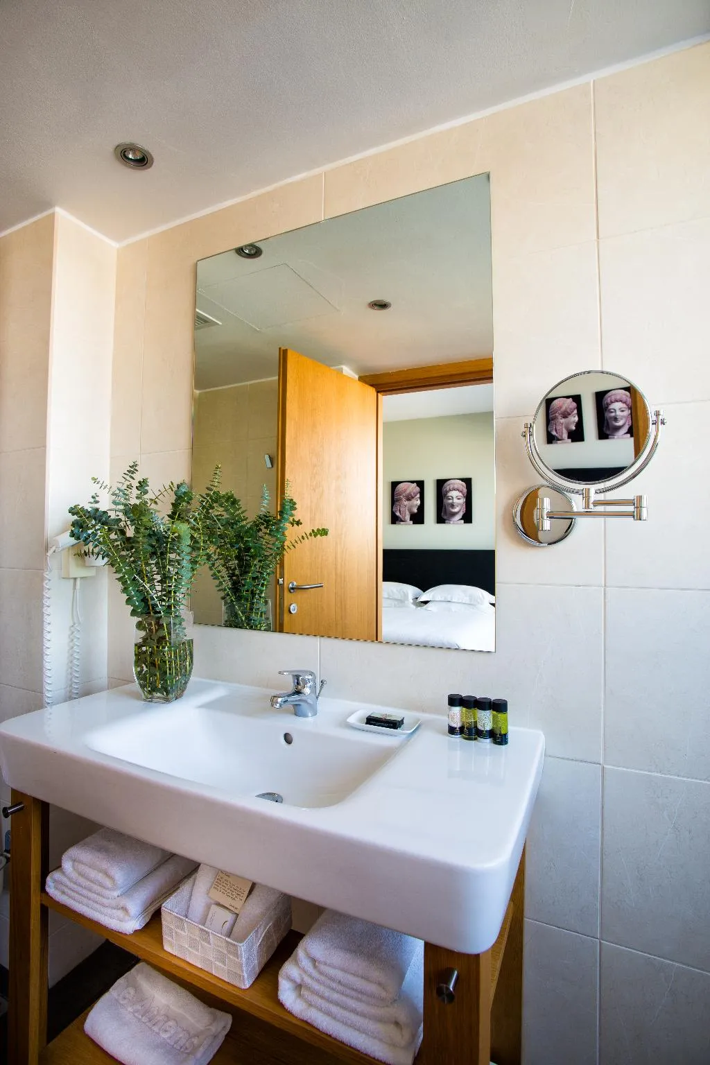 SUITE SUPERIOR Room, The Athens Gate, Athens