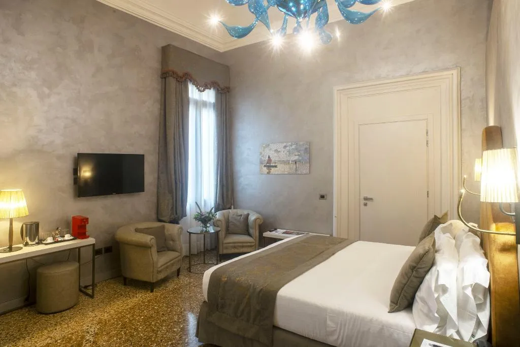 JUNIOR SUITE DELUXE Room, Hotel Aquarius Venice, Venice
