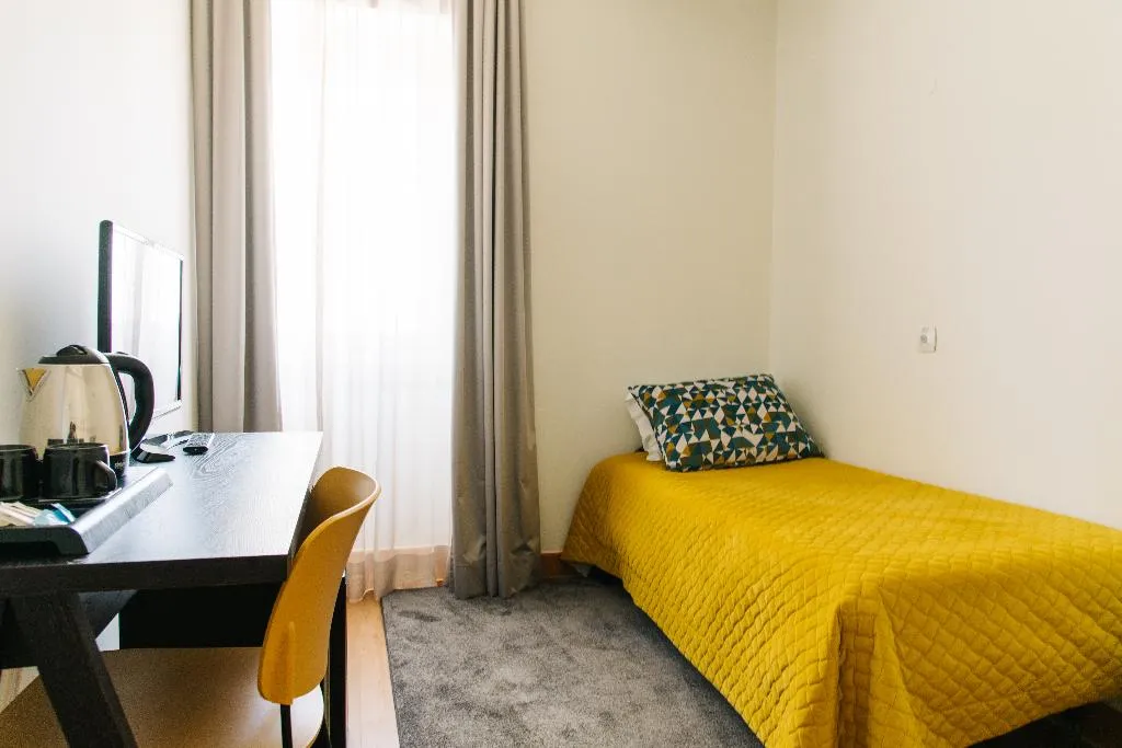 FAMILY ROOM STANDARD Room, America Diamonds, Lisbon