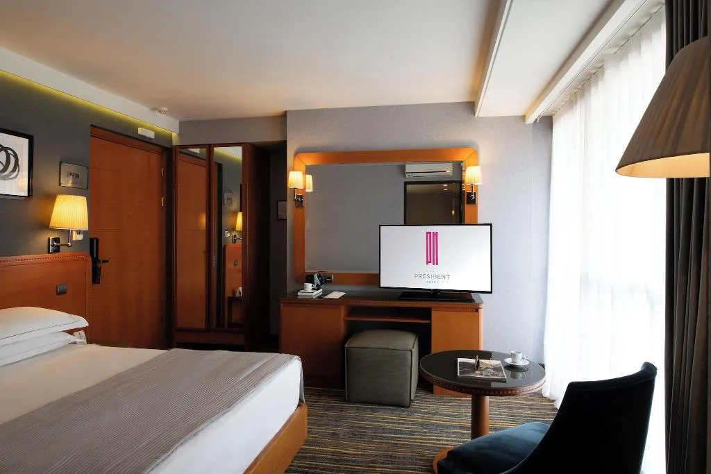 Room, President, Athens