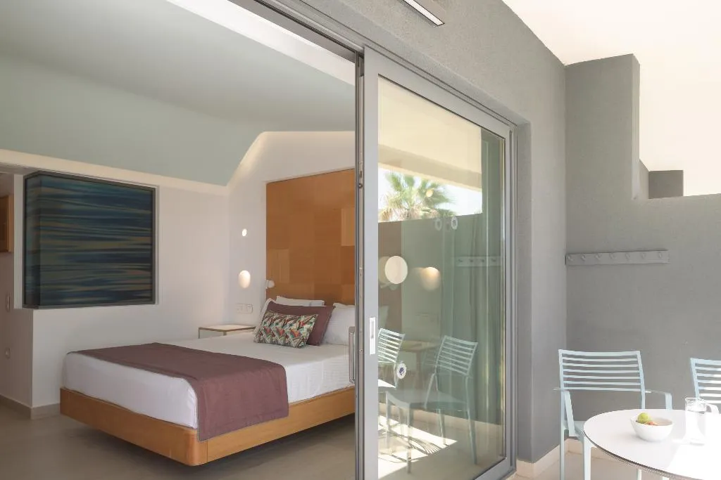 FAMILY ROOM TWO BEDROOMS Room, Lyttos Mare, Crete