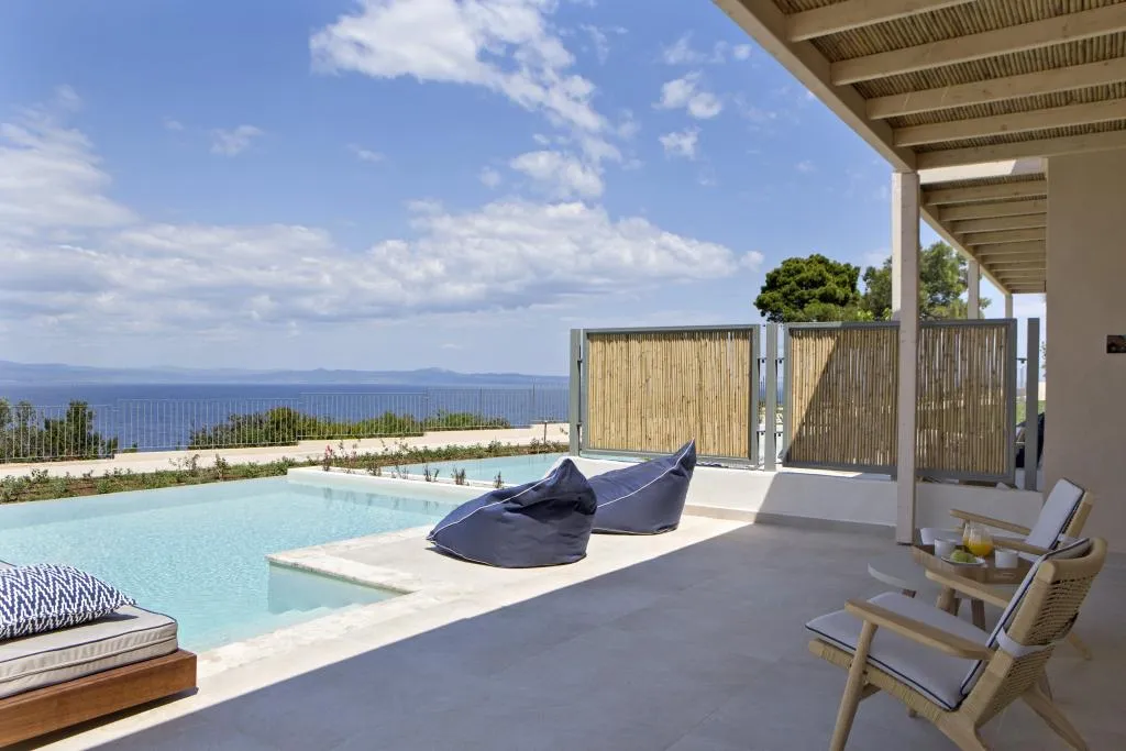 SUITE ONE BEDROOM Room, MERAVIA Leonardo Limited Edition, Halkidiki