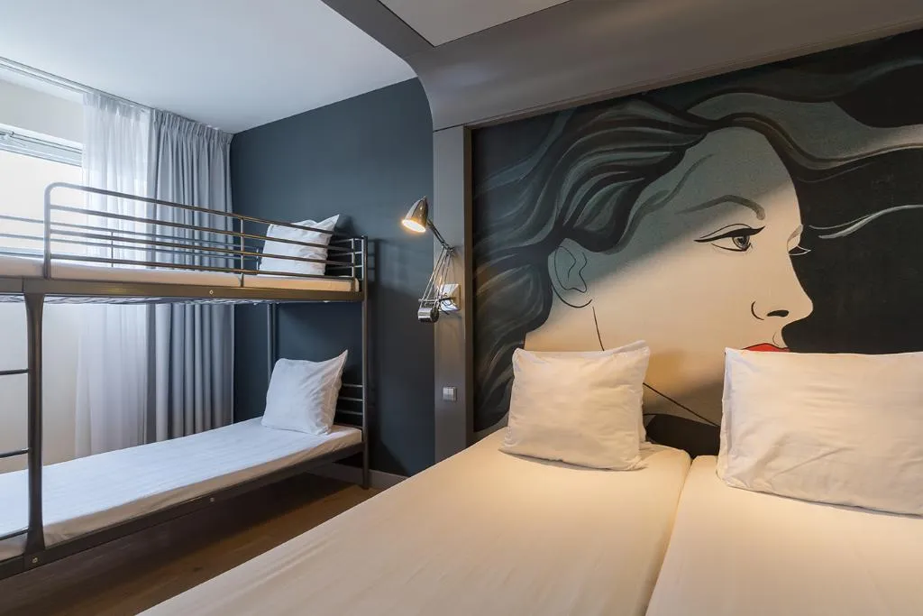 FAMILY ROOM STANDARD Room, Leonardo Hotel Almere City Center, Amsterdam