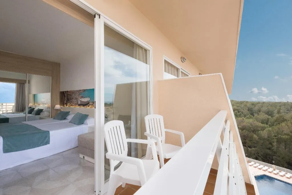 DOUBLE PREMIUM Room, Azuline Hotel Bahamas, Majorca