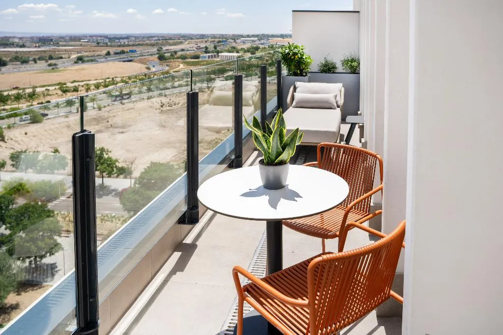 Double or Twin CONNECTING ROOM Room, Innside By Meliá Madrid Valdebebas, Madrid