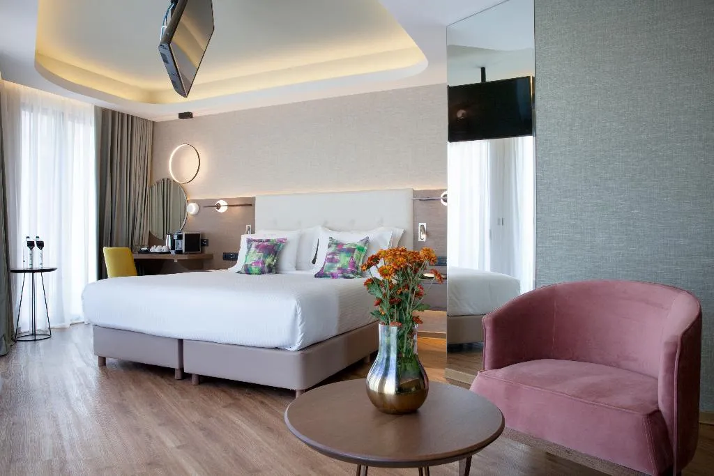 Double or Twin EXECUTIVE CITY VIEW Room, ZEUS Essence Wyndham Athens Residence, Athens