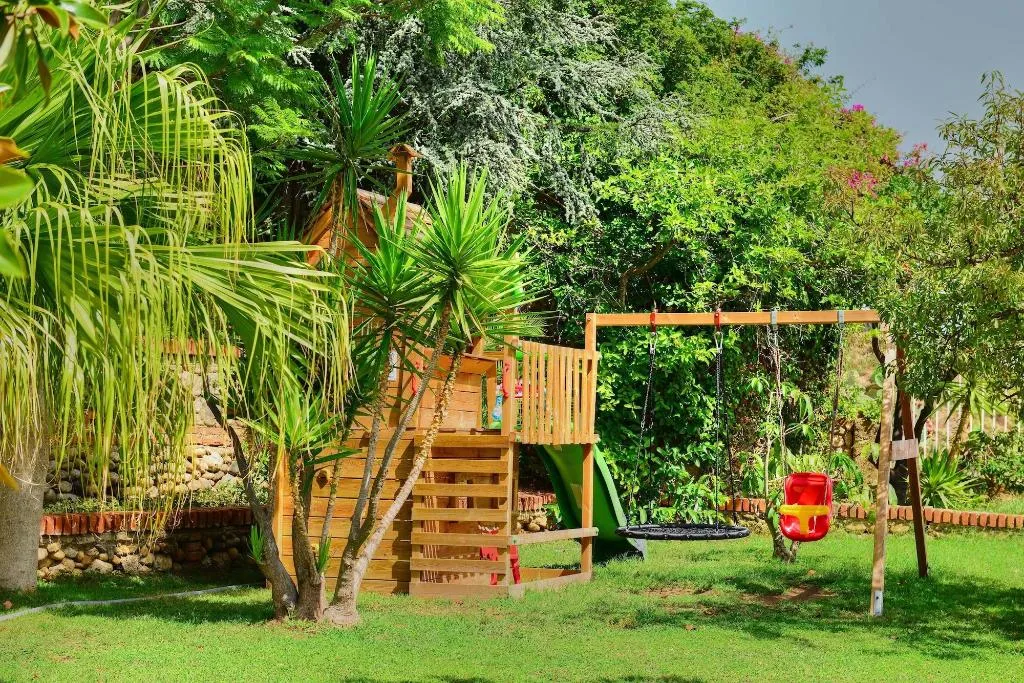 Sports and Entertainment, Scilla e Cariddi Bed&Breakfast, Catania