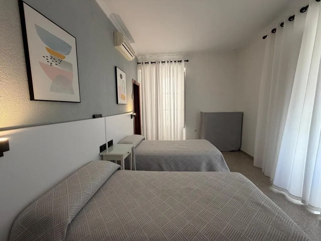 TRIPLE STANDARD Room, Hostal Bahía, Costa De La Luz