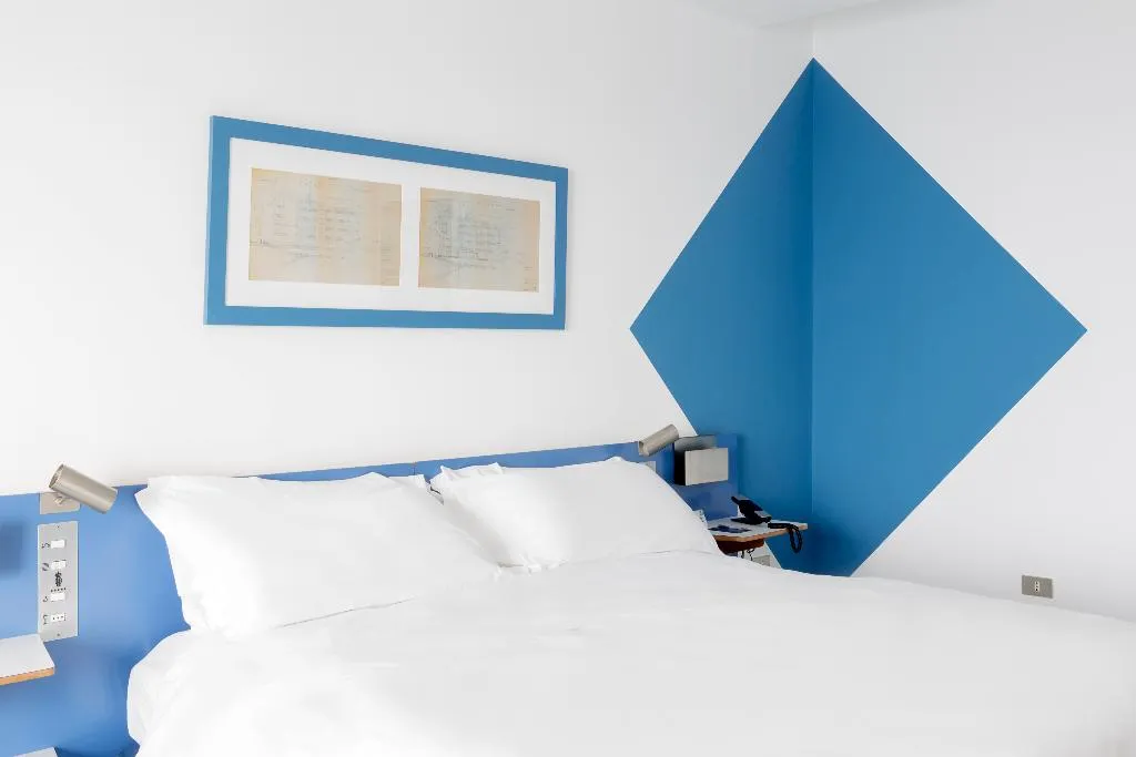 Room, Parco Dei Principi, Naples