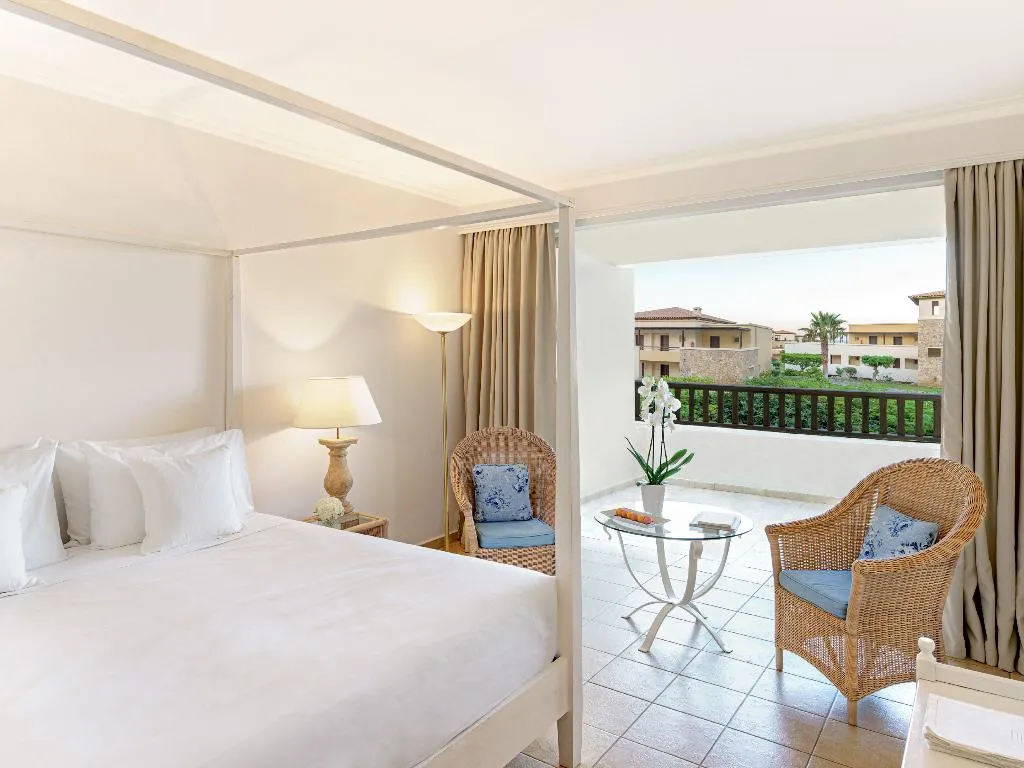 FAMILY ROOM GARDEN VIEW Room, Grecotel LUXME Kos, Kos