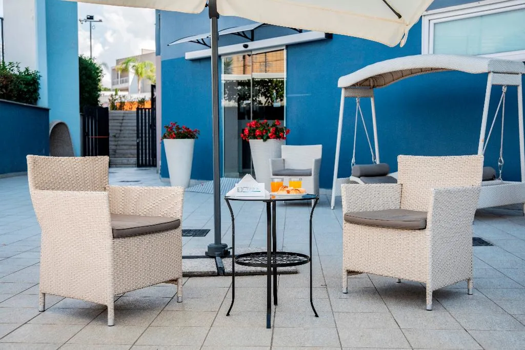 Terrace, Eracle Hotel, Naples