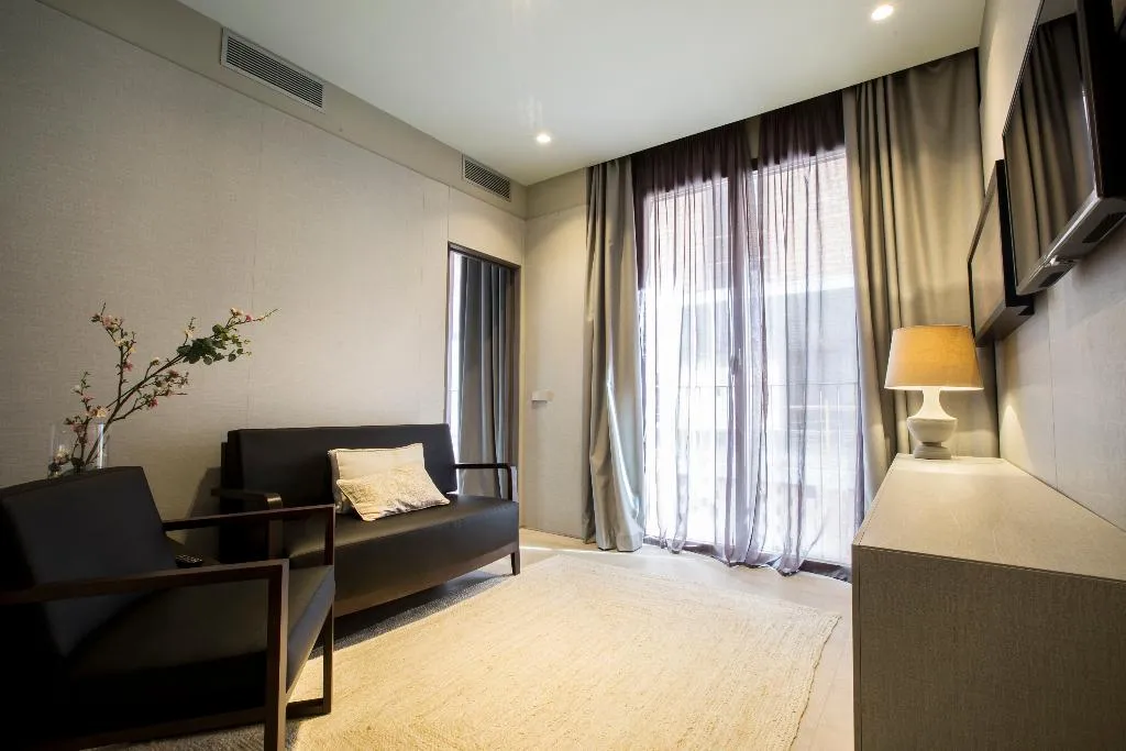 DOUBLE SINGLE USE SUPERIOR Room, Vincci Mercat, Valencia