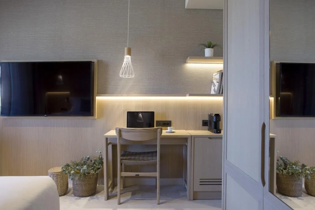 SUITE SEA VIEW ONE BEDROOM Room, MERAVIA Leonardo Limited Edition, Halkidiki