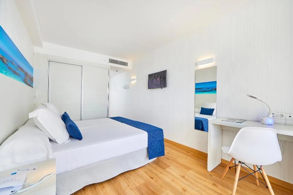 TWIN ECONOMY Room, Negresco, Majorca
