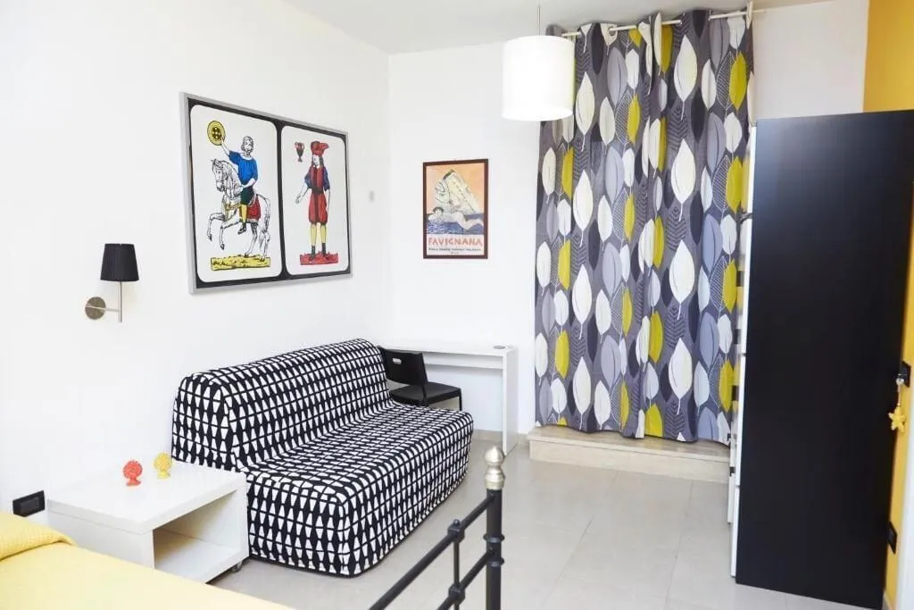 Room, Zammu Bed And Breakfast, Palermo
