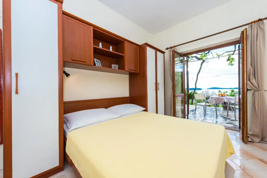 STUDIO WITH TERRACE Room, Apartments Matusko, Dubrovnik