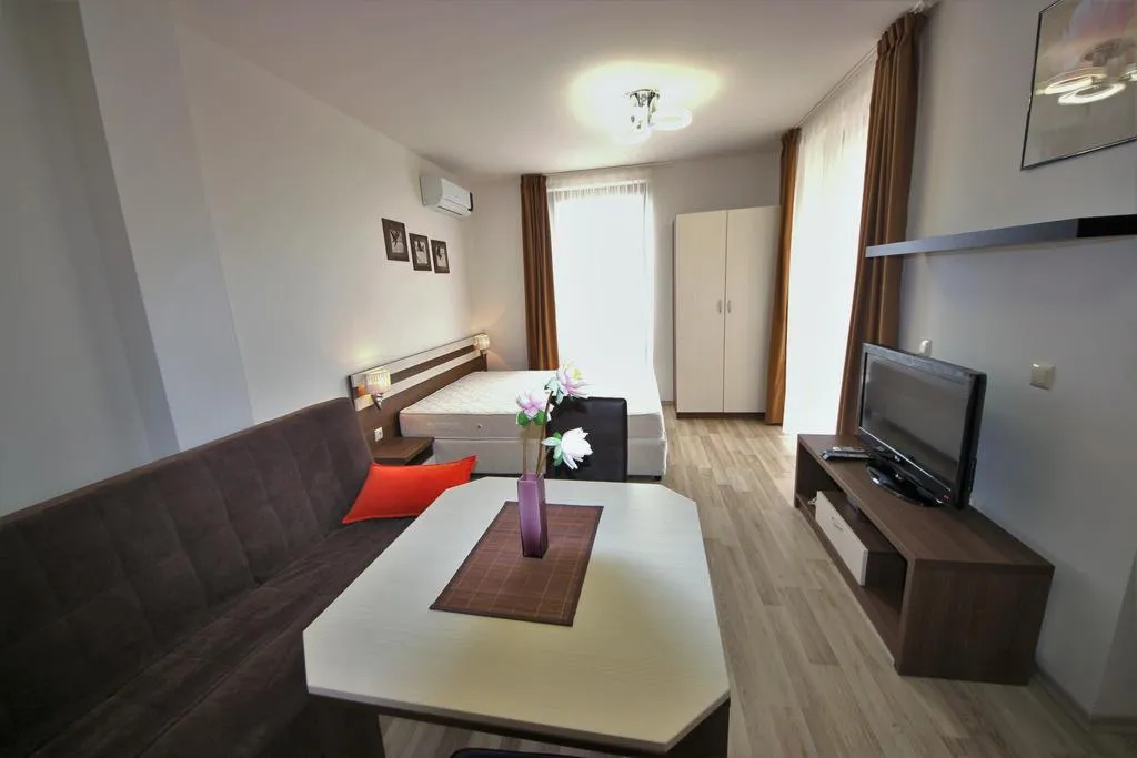 STUDIO STANDARD Room, Menada Tarsis Apartments, Bourgas