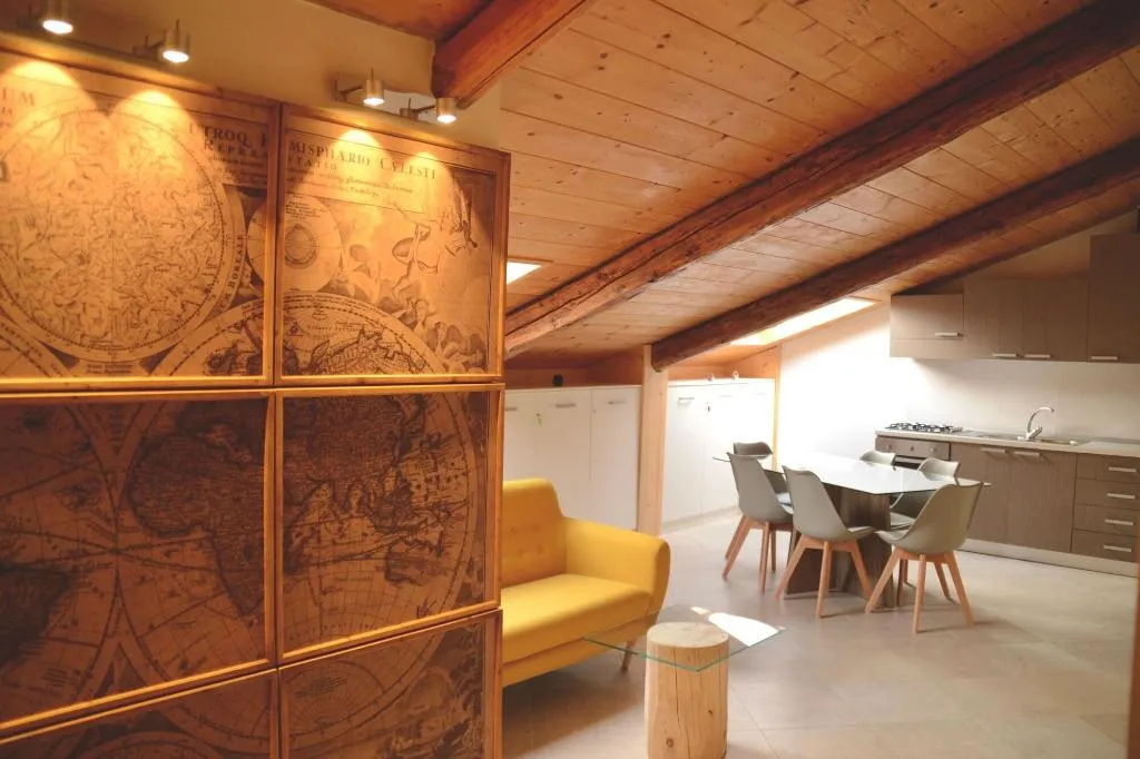 Room, B&B La Mansarda, Naples