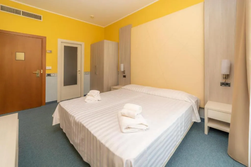 Double or Twin STANDARD Room, Della Torre, Milan