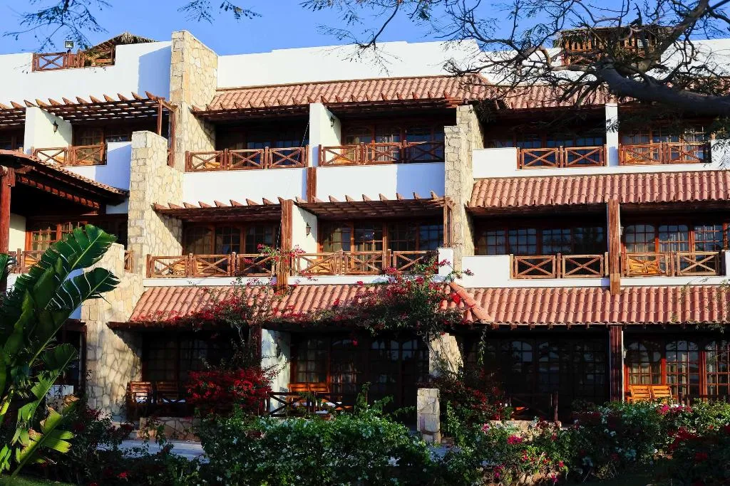 SUITE KING SIZE BED Room, Steigenberger Hotel & Nelson Village, Red Sea Riviera