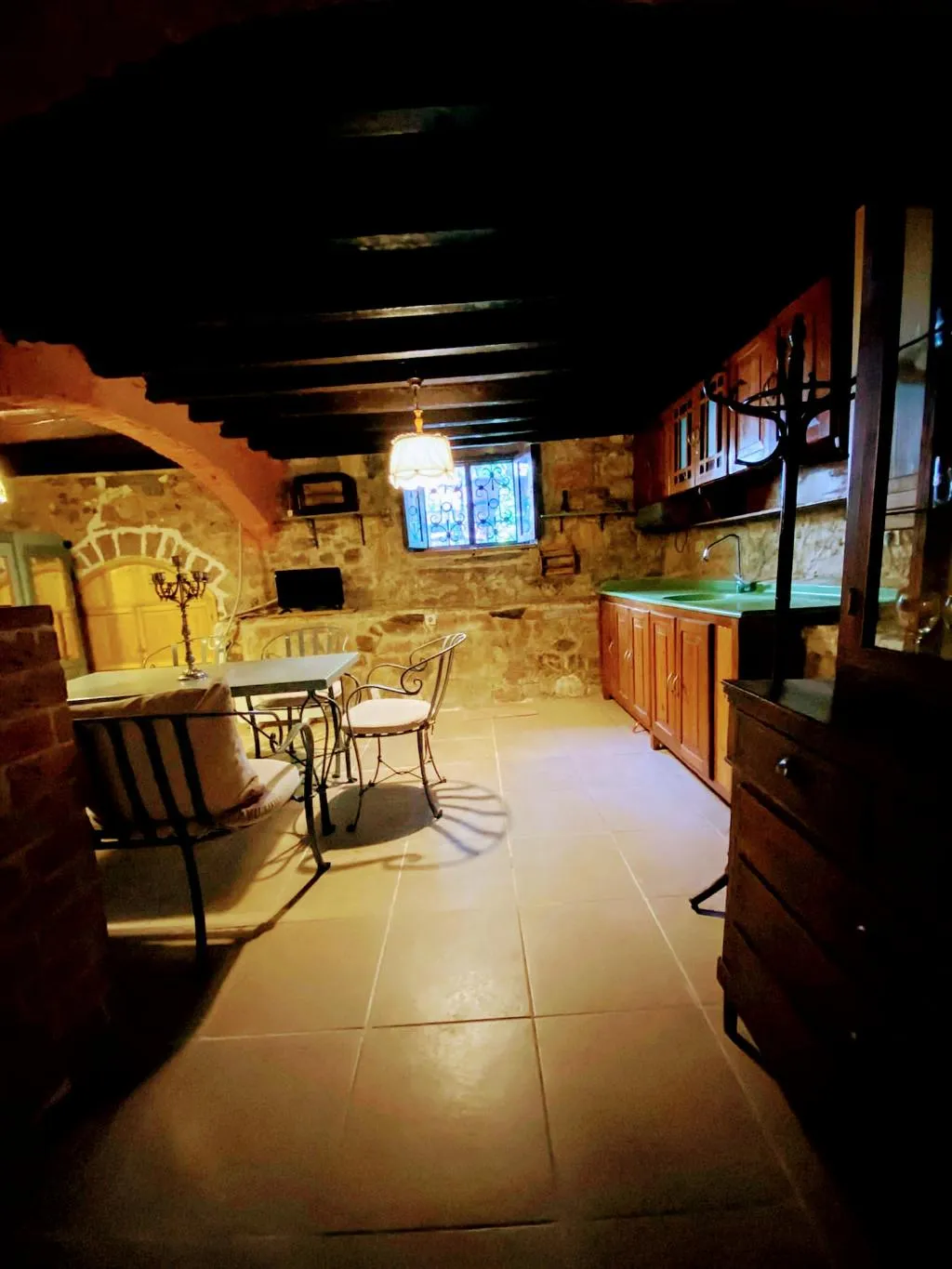 FAMILY ROOM TWO BEDROOMS TWO BATHROOMS Room, Cunda Zehra Teyzenin Evi, Izmir