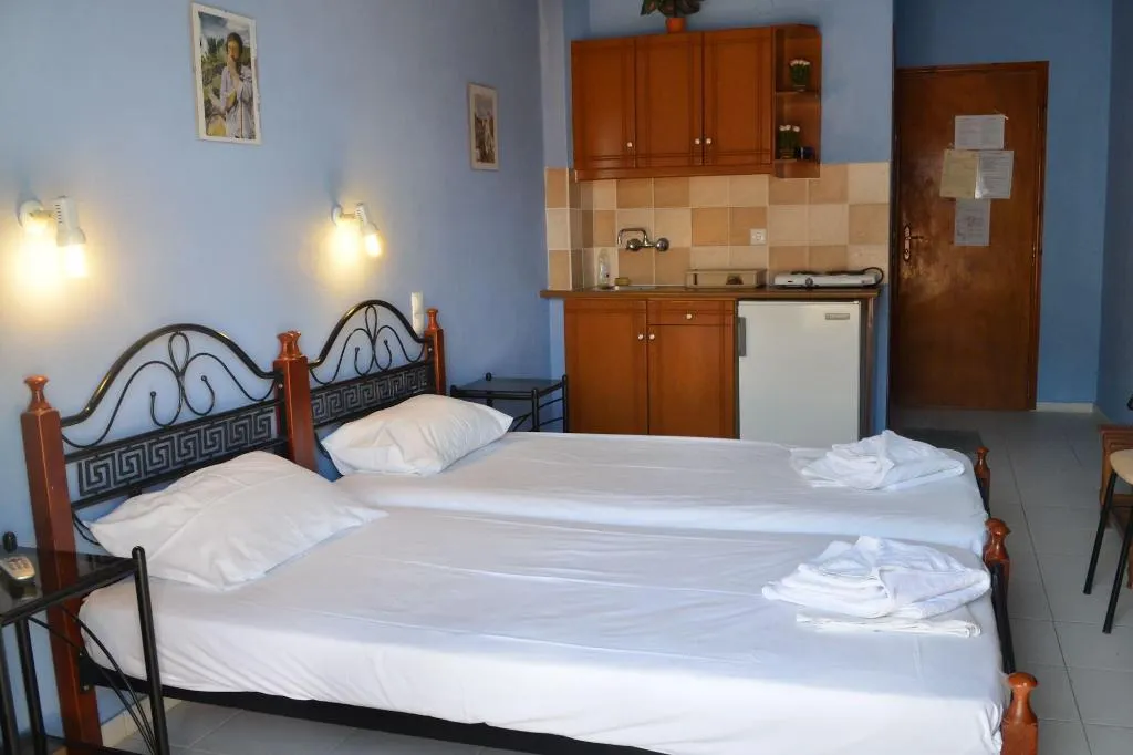 Room, Ifestia, Santorini