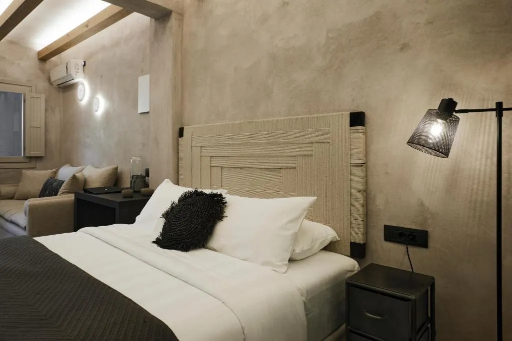 Double or Twin STANDARD Room, Marillia Village, Santorini