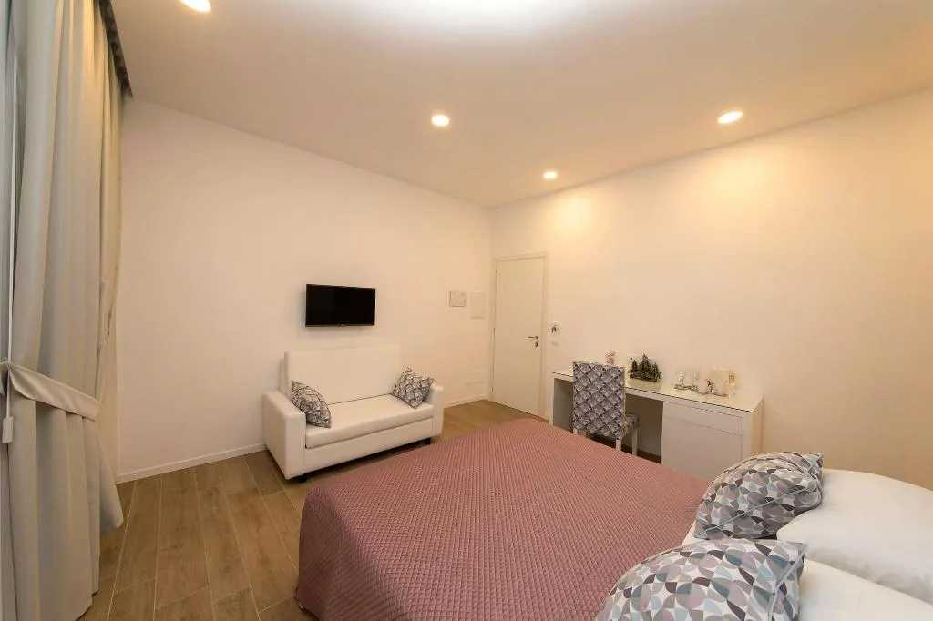 Room, Dea Guest House, Naples