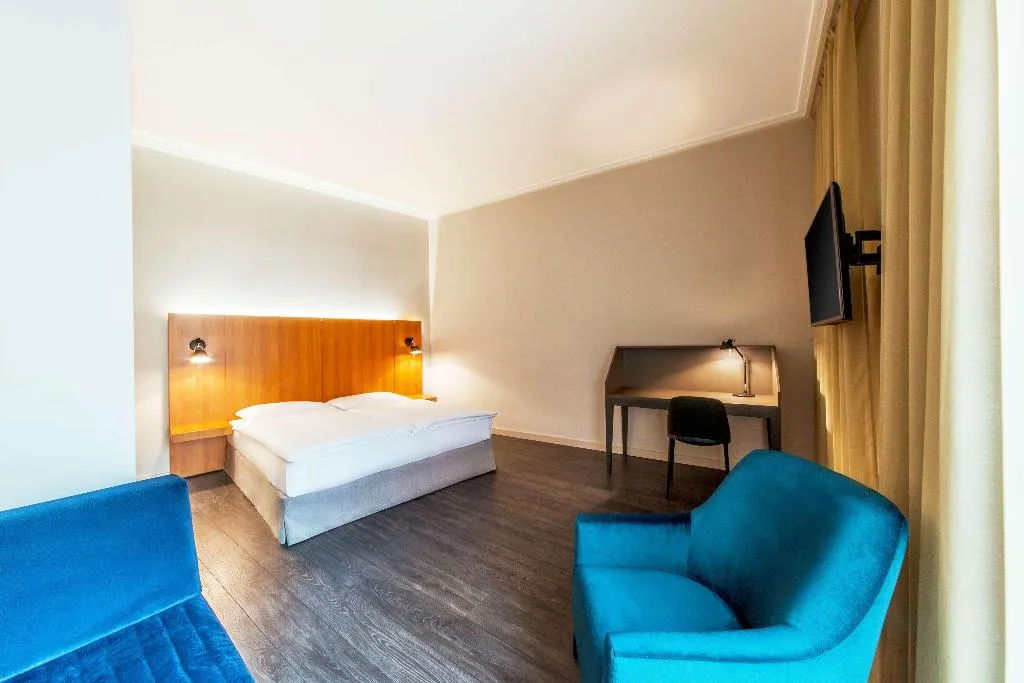 JUNIOR SUITE STANDARD Room, NH Prague City, Prague