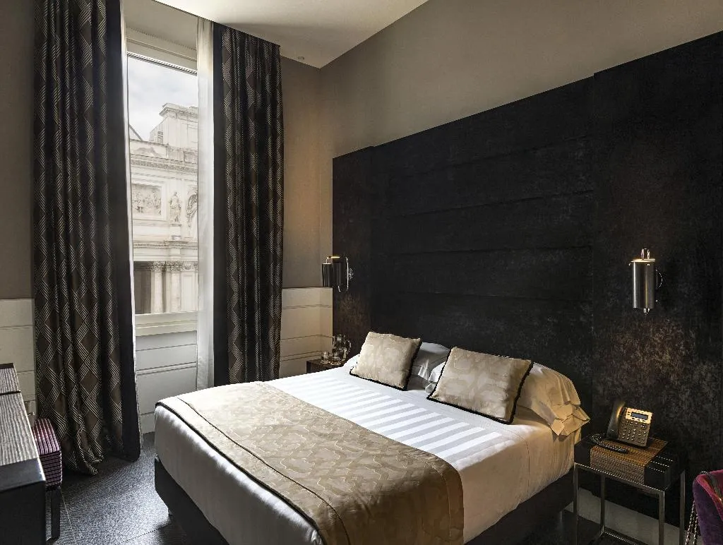 DOUBLE SUPERIOR Room, The Glam, Rome