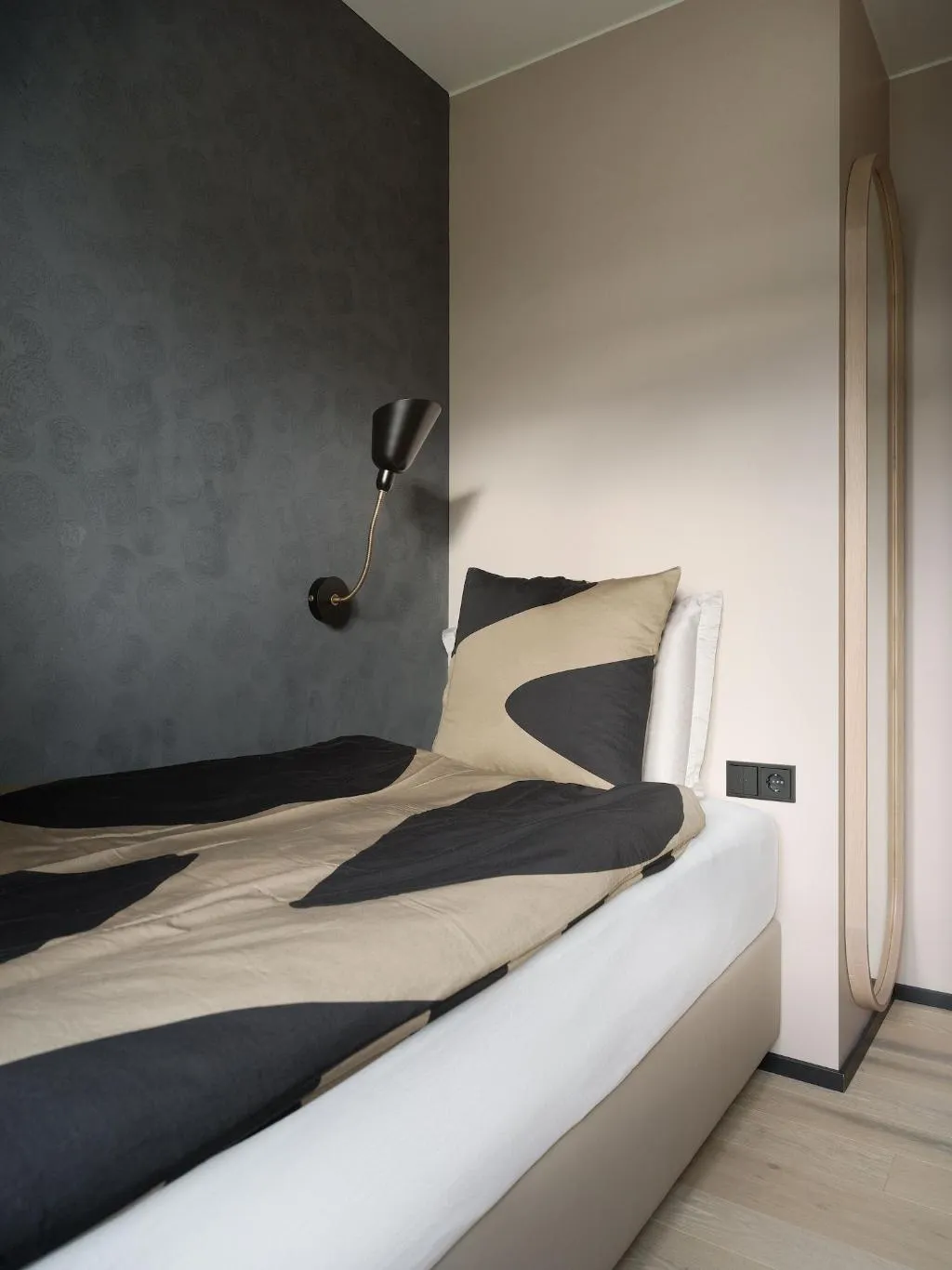 Room, Hotel Lotus, Reykjavik