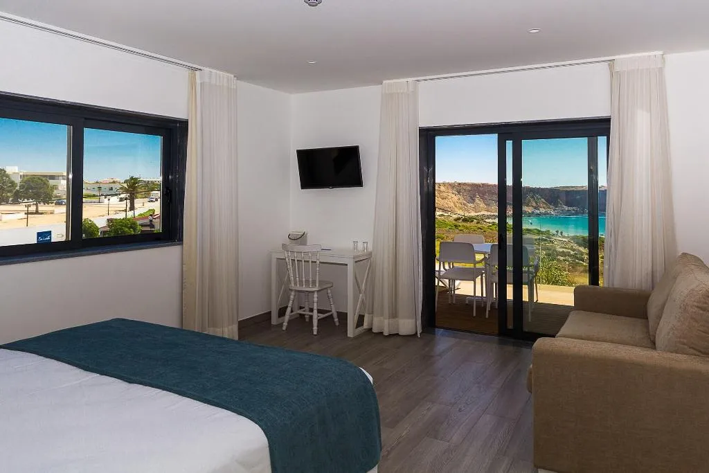 Room, Mareta Beach House, Algarve