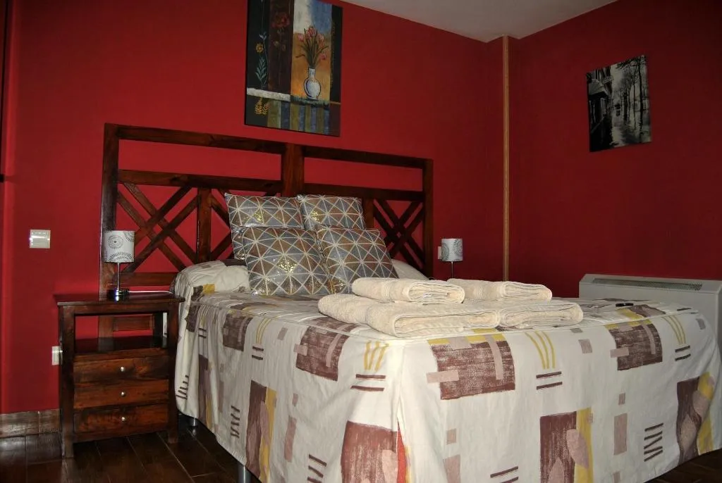 Room, Apartahotel Collarubio, Madrid