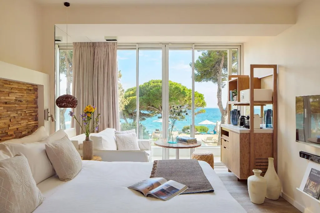 Double or Twin SEA VIEW Room, ME Ibiza, Ibiza