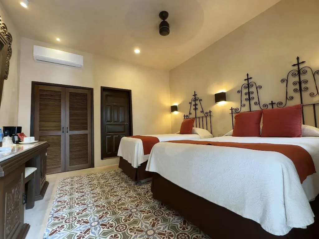 DOUBLE STANDARD Room, El Meson del Marques, Cancun Area