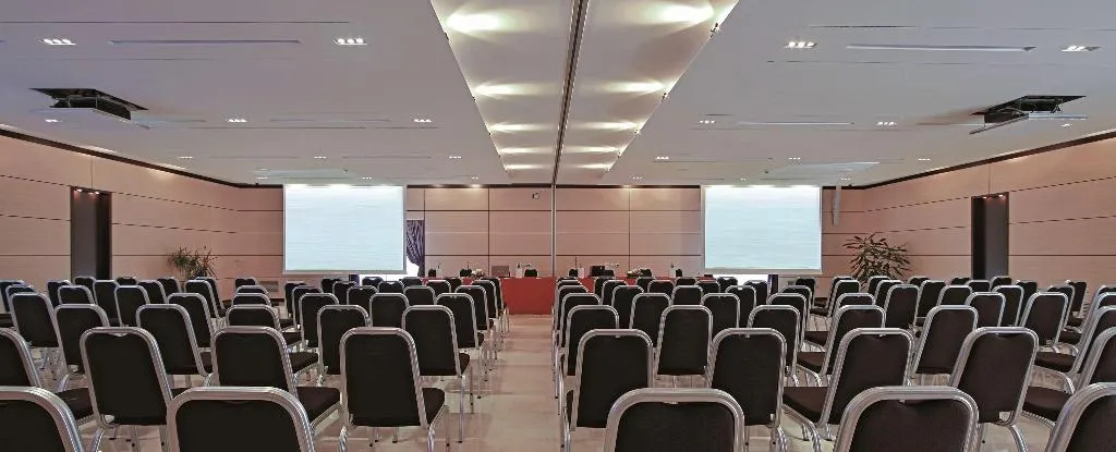 Conferences, Suites & Residence Hotel, Naples