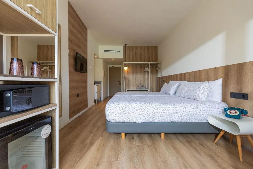 Room POOL VIEW Room, Innside by Melia Alcudia, Majorca