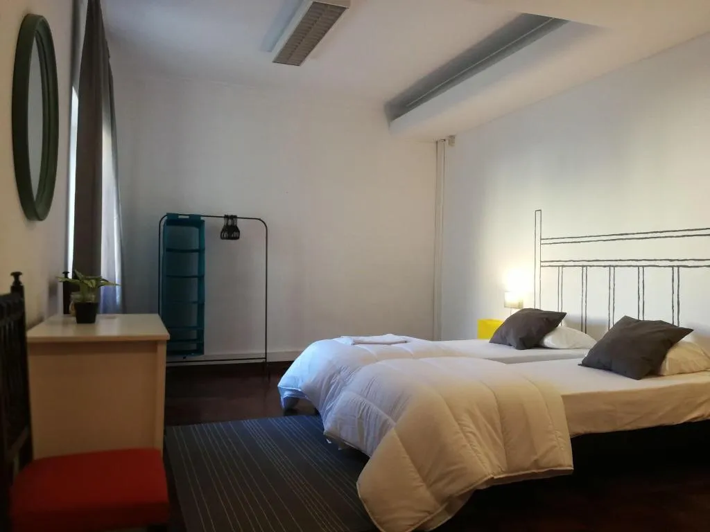 Room, Castilho 63, Lisbon