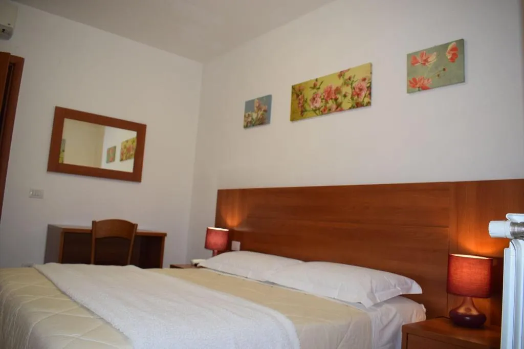 Room, Hotel Dalmazia, Florence