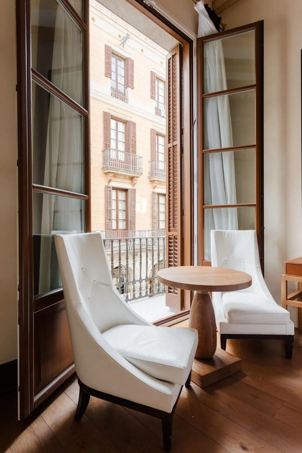 DOUBLE KING SIZE BED Room, Do: Placa Reial, Barcelona