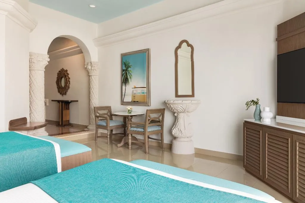 JUNIOR SUITE OCEAN VIEW TWO QUEEN BEDS Room, Wyndham Alltra Playa del Carmen Adults Only All In, Playa Del Carmen