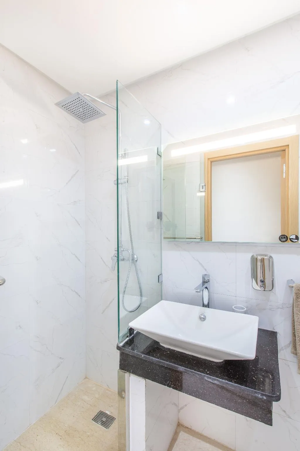 APARTMENT CAPACITY 6 THREE BEDROOM Room, Zari Boutique Aparthotel, Marrakech