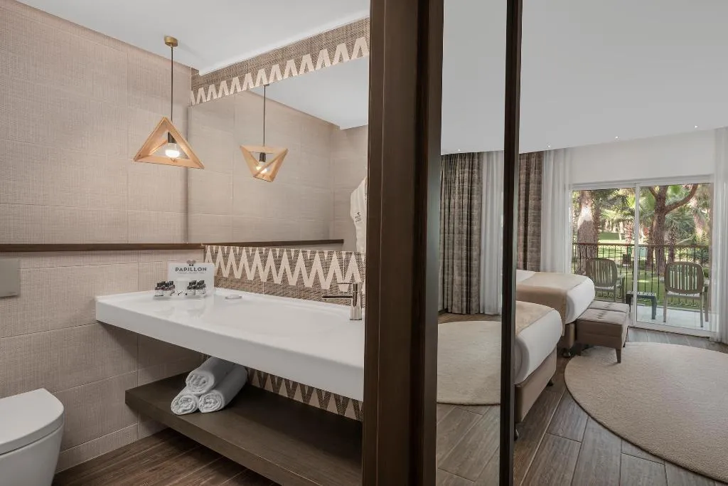 DOUBLE CLUB LAND VIEW Room, Papillon Belvil, Antalya