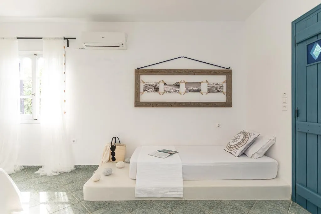 STUDIO SUPERIOR WITH TERRACE Room, Palatiana Agriturismo - Philoxenia Cottages, Crete