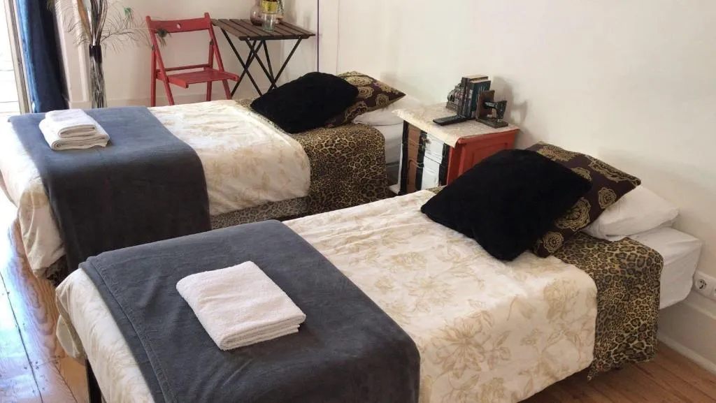 Room, Happy @ Chiado, Lisbon